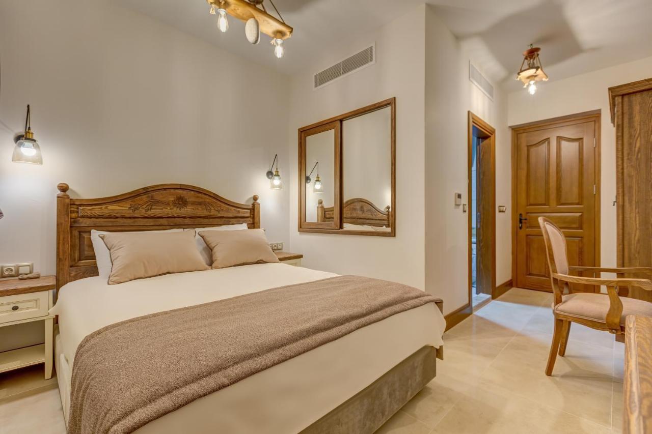Navalia Hotel Foca Εξωτερικό φωτογραφία