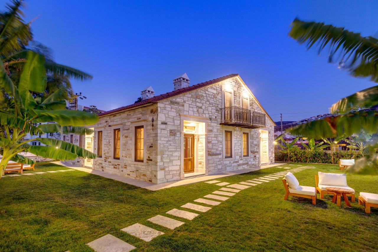 Navalia Hotel Foca Εξωτερικό φωτογραφία