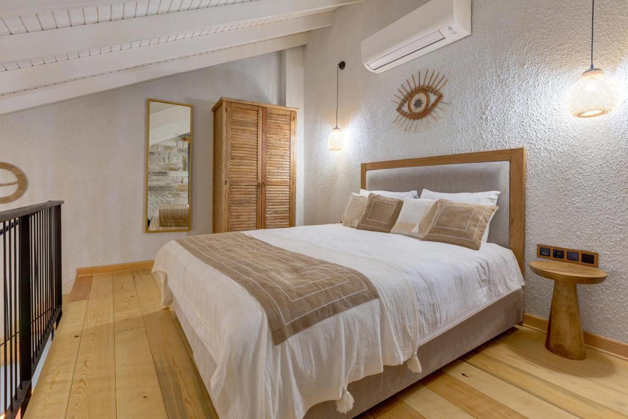 Navalia Hotel Foca Εξωτερικό φωτογραφία