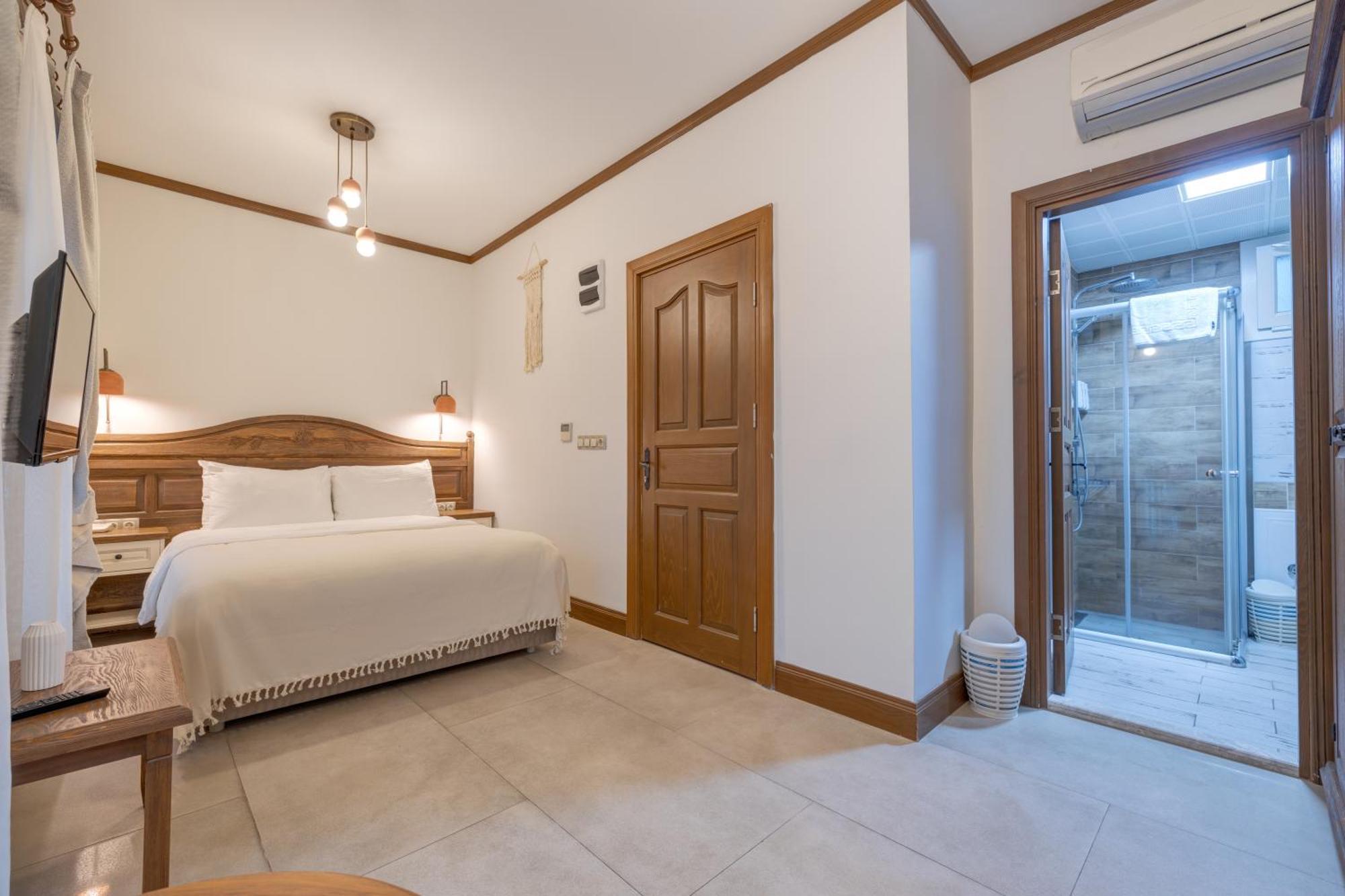 Navalia Hotel Foca Εξωτερικό φωτογραφία